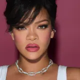 Fenty Beauty Shake N Play Румяна жидкие с губкой-аппликатором 9 мл, оттенок Bow'peep — фото 1