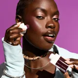 Fenty Beauty Shake N Play Румяна жидкие с губкой-аппликатором 9 мл, оттенок Bow'peep — фото 4