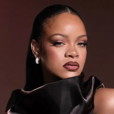 Fenty Beauty Sun Stalk'r Souffle кремовый бронзер прессованный мусс, 15 г