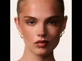 Fenty Beauty Sun Stalk'r Souffle кремовый бронзер прессованный мусс, 15 г, оттенок Suga Cookie — фото 6