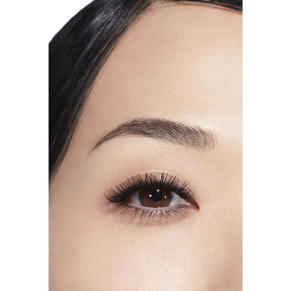 Chanel LE VOLUME REVOLUTION DE CHANEL тушь для ресниц 10 NOIR 6 г