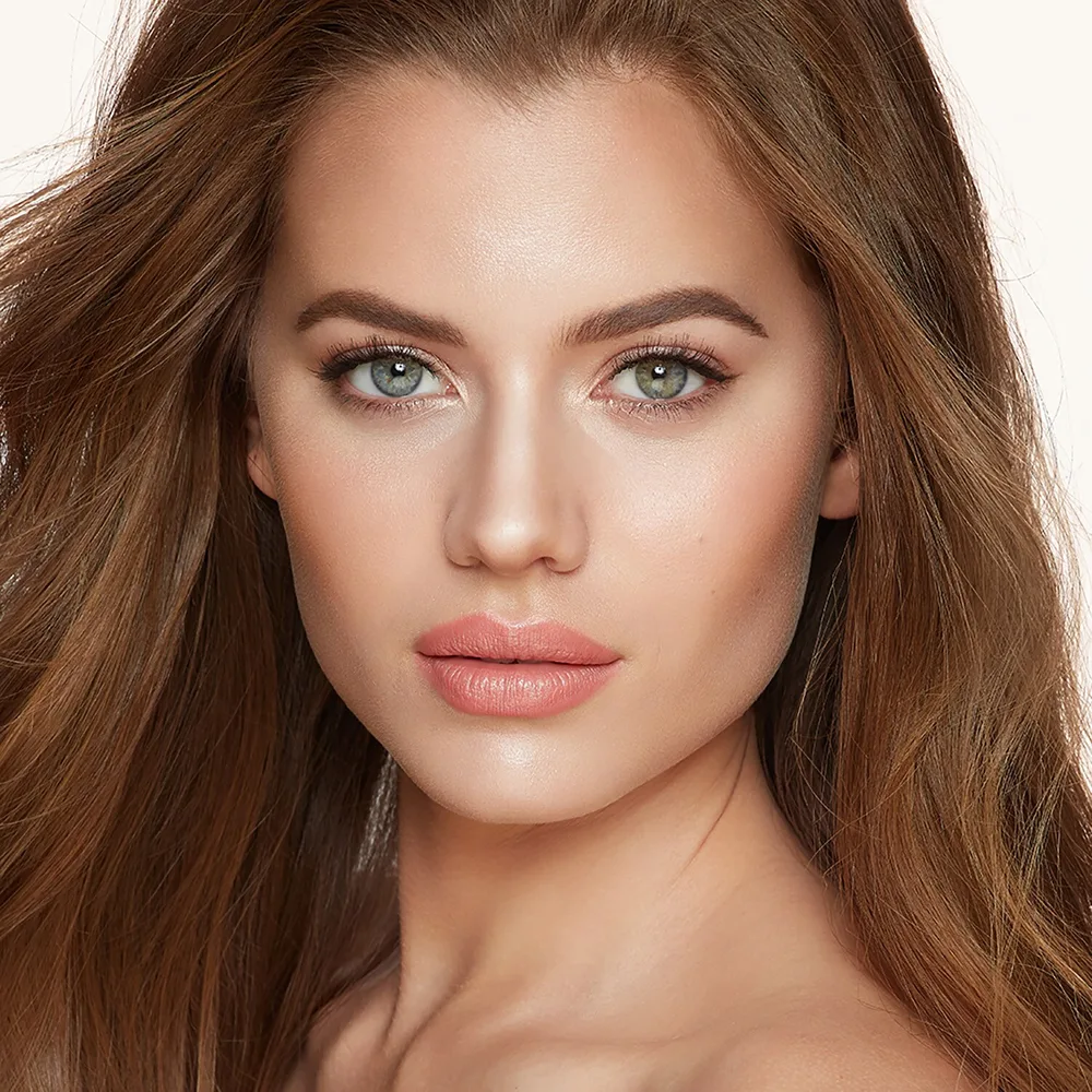 Charlotte Tilbury FILMSTAR BRONZE AND GLOW палетка для контуринга лица Medium - Dark 16 г