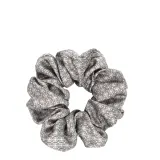 Резинка для волос Almania Scrunchie шёлковая с узором серебряная цепочка, графичный принт, 1 шт — фото 1
