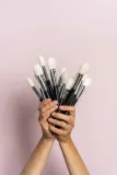 Набор кистей для макияжа лица и глаз MINTI Collection Lux Set 7 шт белый козий и синтетический ворс, деревянные ручки — фото 2