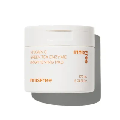 Патчи для лица innisfree Vitamin C Green Tea Brightening Pad тонизирующие с витамином C, для ровного тона, 60 шт