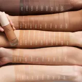 Тональный крем KIKO Milano Love Fusion 24H Moisture Radiant Foundation увлажняющий, нейтрально-золотистый подтон, 2.7NG Neutral Gold, 30 мл — фото 3