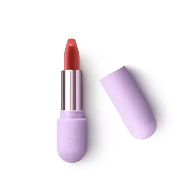 Помада для губ KIKO Milano Dreamphoria Shapechanger Satin Lipstick сатиновая, насыщенный цвет, оттенок 06 Red Obsession, 3,5 г