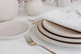 Villeroy & Boch Тарелка для завтрака NewMoon 24 см бежевая — фото 5