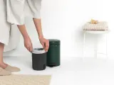Brabantia Контейнер для мусора NewIcon 3 л зеленый — фото 5