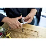 Zwilling Нож Four Star 8 см для очистки овощей — фото 3