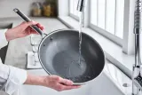 GreenPan Сковорода Вок: Wok Apex 28 см керамическое покрытие в форме медового сота — фото 6