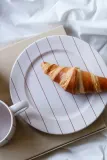 Тарелка десертная Design Letters Pyjamas Plate, фарфор, 23 см, разноцветная — фото 3