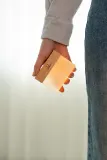 Настольная лампа Gingko Design bezprzewodowa drewna orzechowego 8 x 2,5 x, дерево, LED, бежевый — фото 8